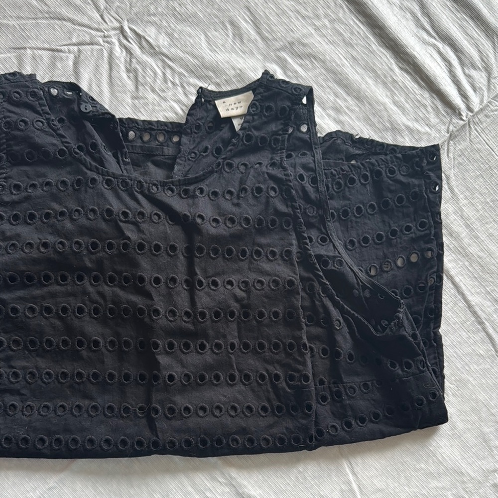 A New Day Black Sleeveless Boxy Blouse